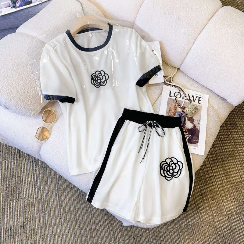 Women's Summer 2025 New Sports Casual Outfit, Short-Sleeve, Street-Fashionable, Stylish, Age-Reducing, Trendy Two-Piece Set Asia Size