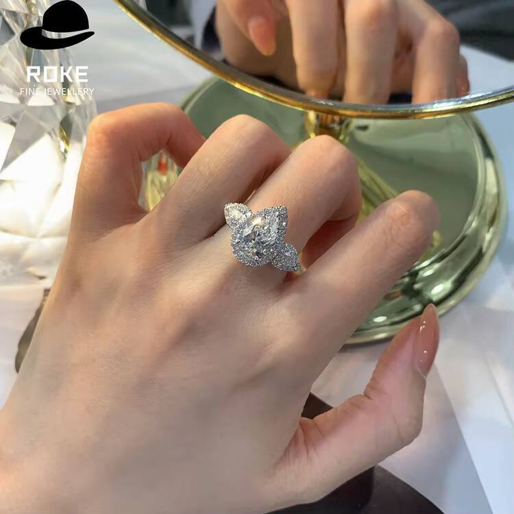 New Arrival 9K-18K White Gold Luxury Ladies Diamond Ring Stone 074ct Round Grown Diamond Paired with a Pear-shaped Centre