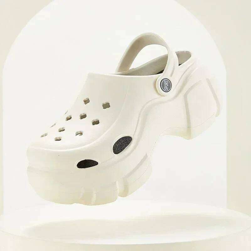 New Sandal Slippers DIY Cute Cartoon Clogs Women Mules Summer Beach Sandals Cave Hole Female Garden Shoe For Students Girls