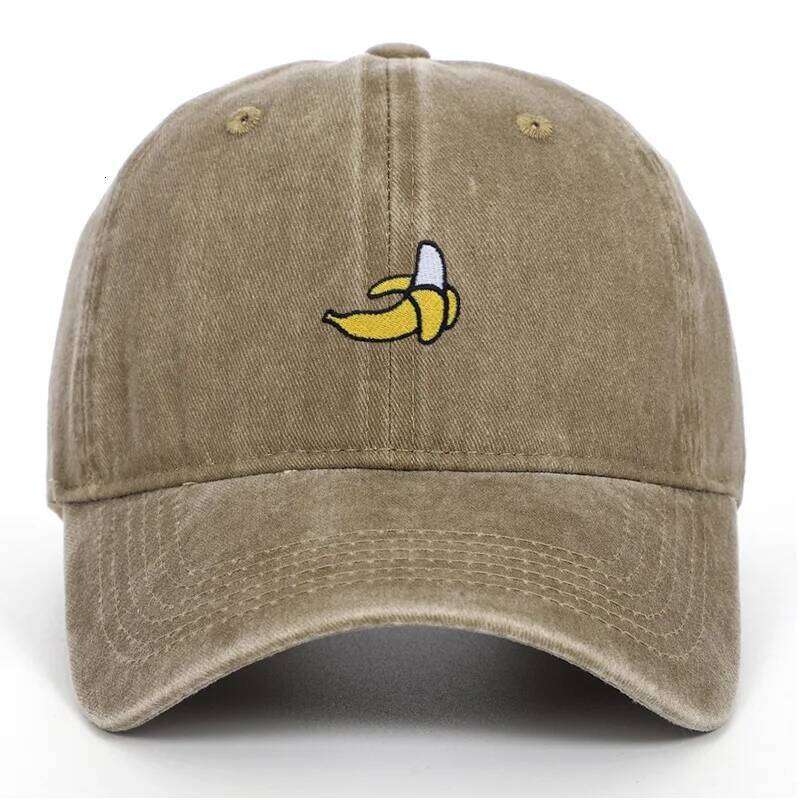 Banana Embroidered Baseball for Men and Women Sunshade Duck Tongue Hats Outdoor Travel Y260304