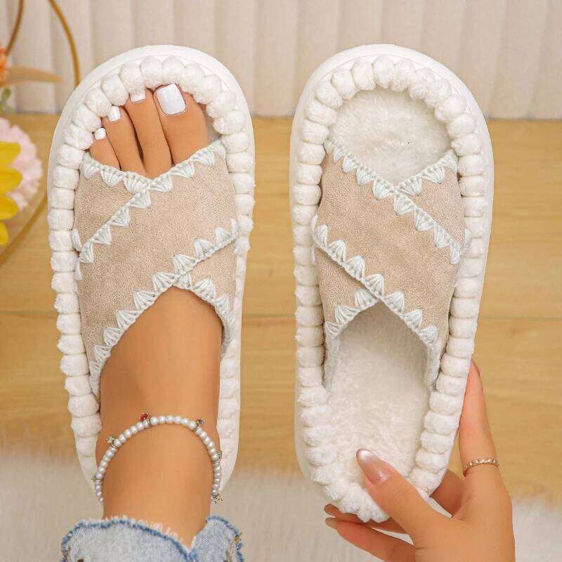 2025 Winter New Women's Plush Comfortable Fashion Open toed Casual Slippers Indoor Anti slip Cotton Dragging