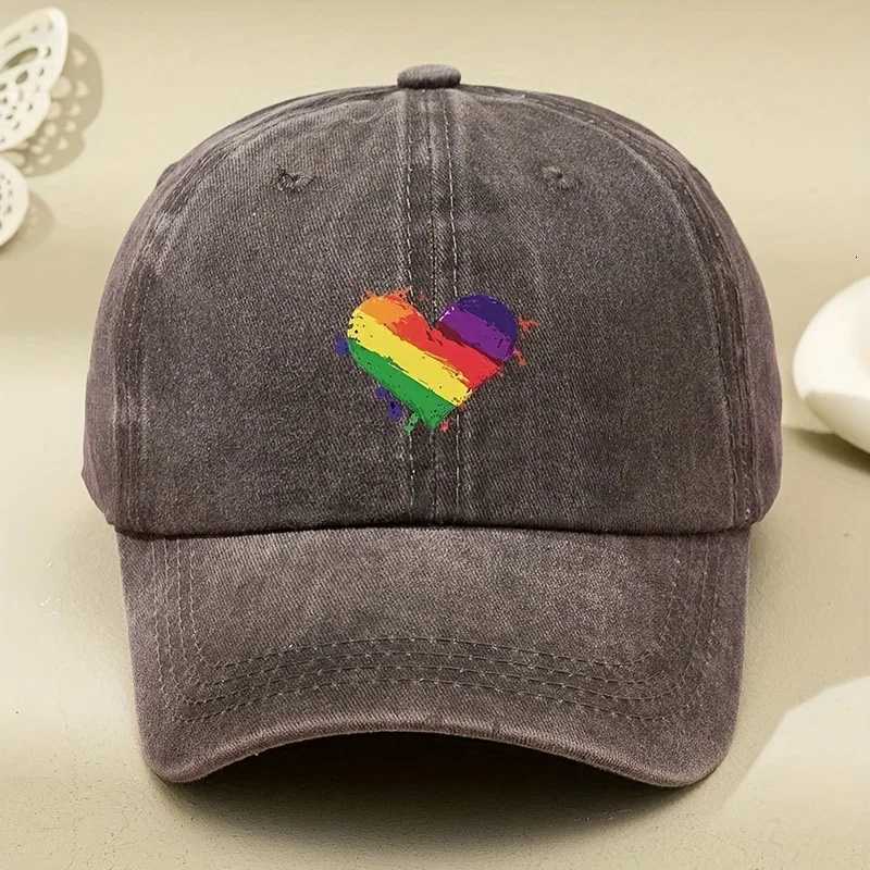 Retro style rainbow heart-shaped printed baseball cap with sun shading and antique design adjustable S260306