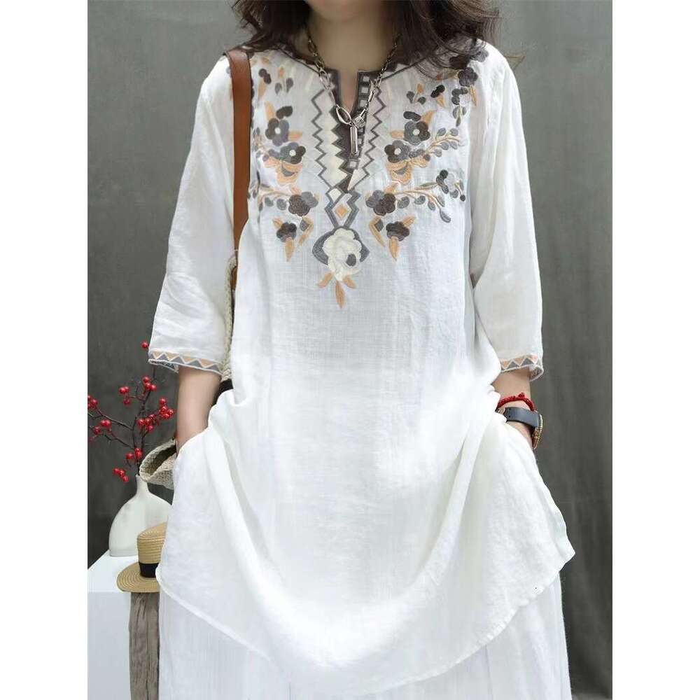 Women's Cotton Linen Embroidered Top Thin Mid Sleeve Retro Chinese Style Spring Summer Autumn New Fashion T-Shirt Embroidery Long Blouse