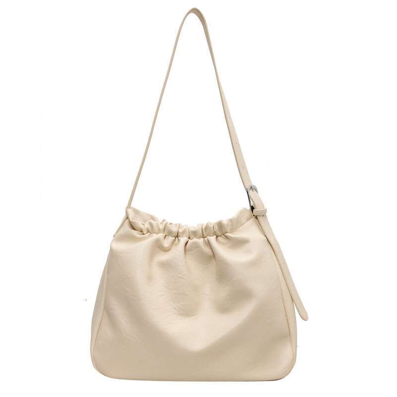 Korean Version Of The Simple Commuter Large Capacity Female New Retro Texture Shoulder Versatile Bucket Tote Bag XIU LAI SI