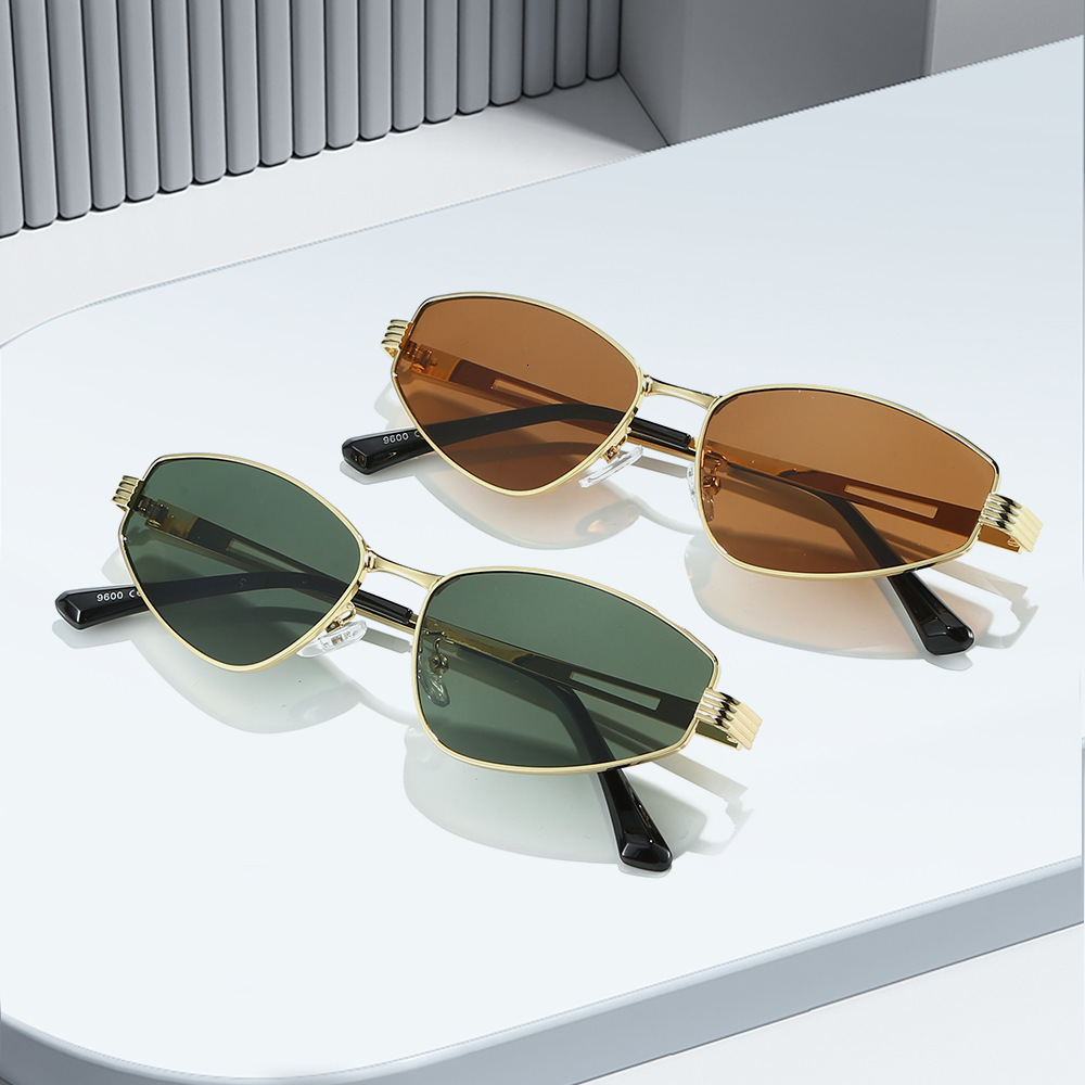 25 new models of irregular metal small-frame sunglasses, trendy high-end, UV protection, retro European and American style