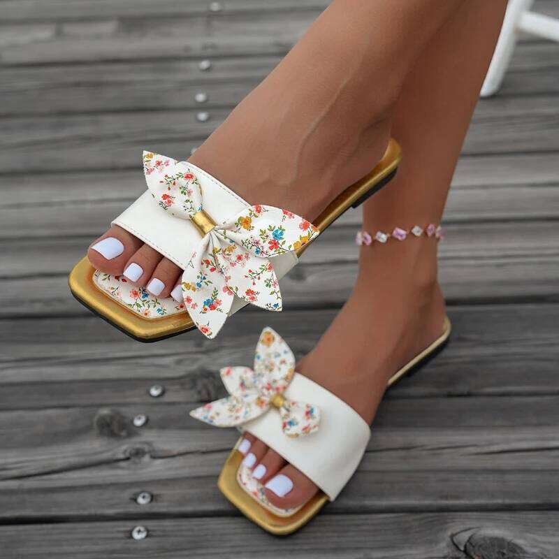 2026 new women's fashionable bow design casual hot selling small floral fresh trendy flat sandals