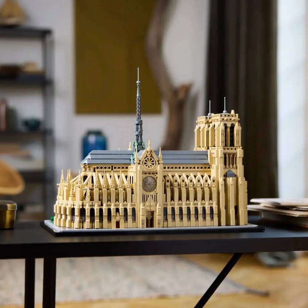 4383PCS Historical Architecture Notre Dame de Building Blocks Paris Landmark Assemble Bricks Toy Gift For Adult Friend Z260305