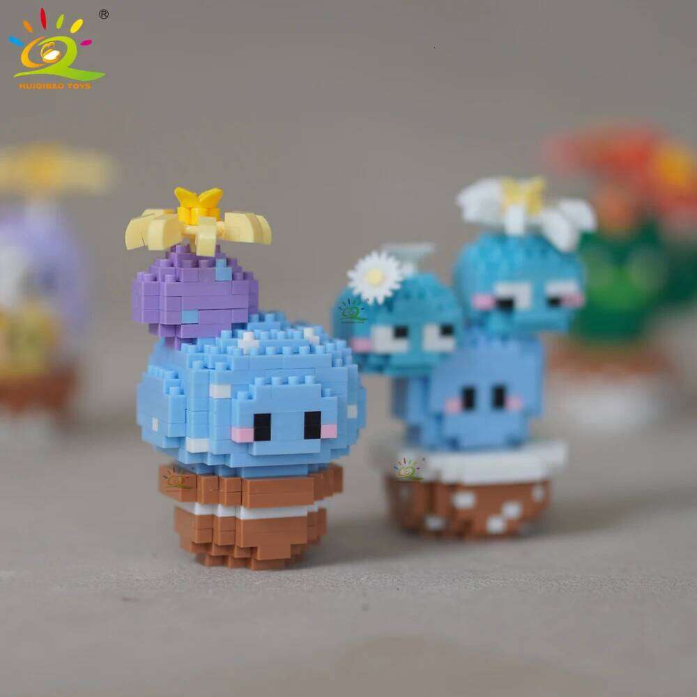 HUIQIBAO Mini MOC Cactus Potted Plant Micro Building Block 3D Diamond Flower Desk Decoration Model Brick DIY Toys for Children Z260306