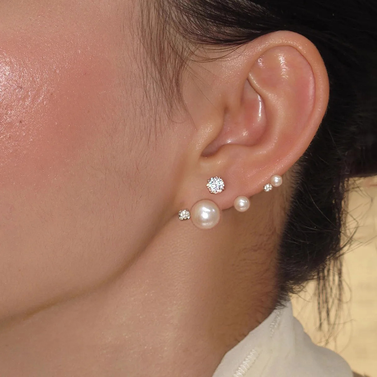 Light Pearl Stud Earrings Sweet Ear Stud For Women Fashion Party Wedding Brid Jewelry Gift 260303