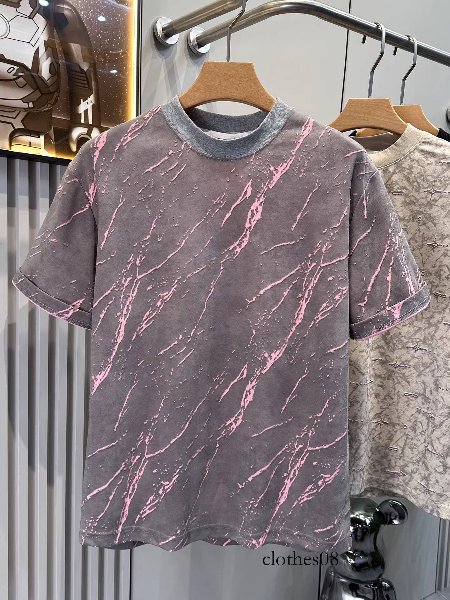 Summer new trendy men's T-shirt with a cool, casual, simple, contrasting color, distressed, niche design, round neck, short sleeves, versatile