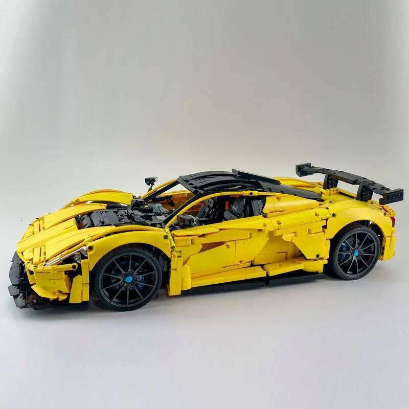 NEW MOC-213723 Venom F5 Revolution Scale 1:8 Technologys Building Block Hypercar Super Car Assembly Toys Model Birthday Gifts Z260305