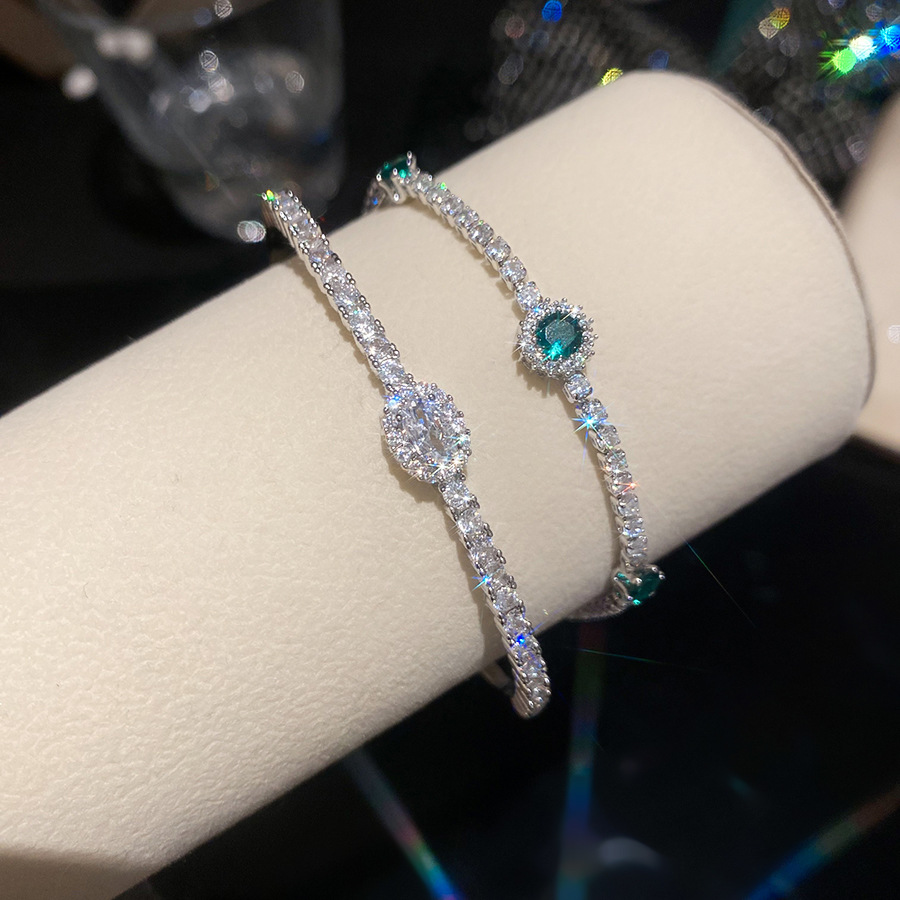 French-style exquisite simple zircon geometric round bracelet, light luxury high-end feel, fashionable and versatile niche jewelry for women