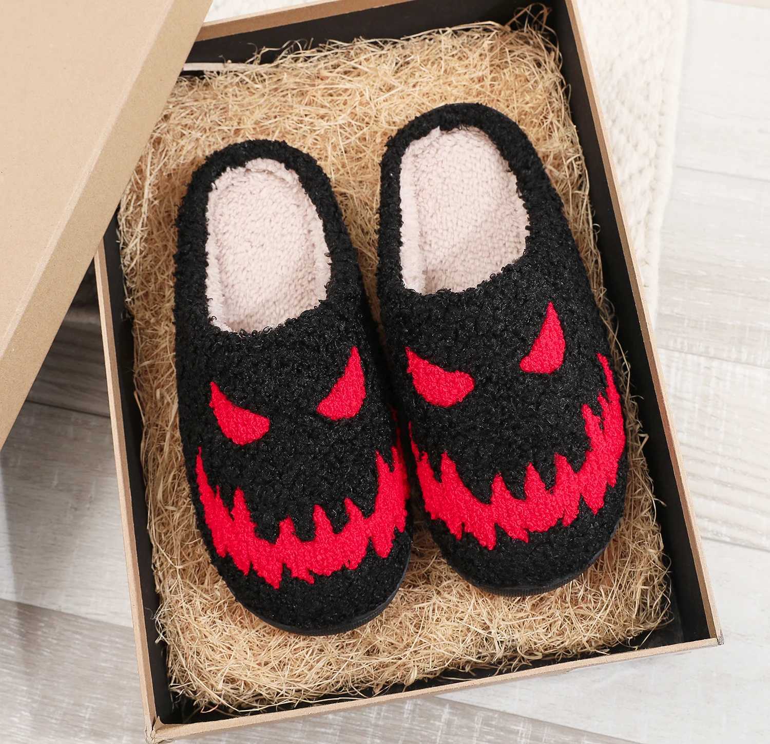 New Halloween Cartoon Pumpkin Home Slippers for Girl Winter Soft Plush Warm Slippers Woman Indoor Non-Slip Cotton Shoes S260305