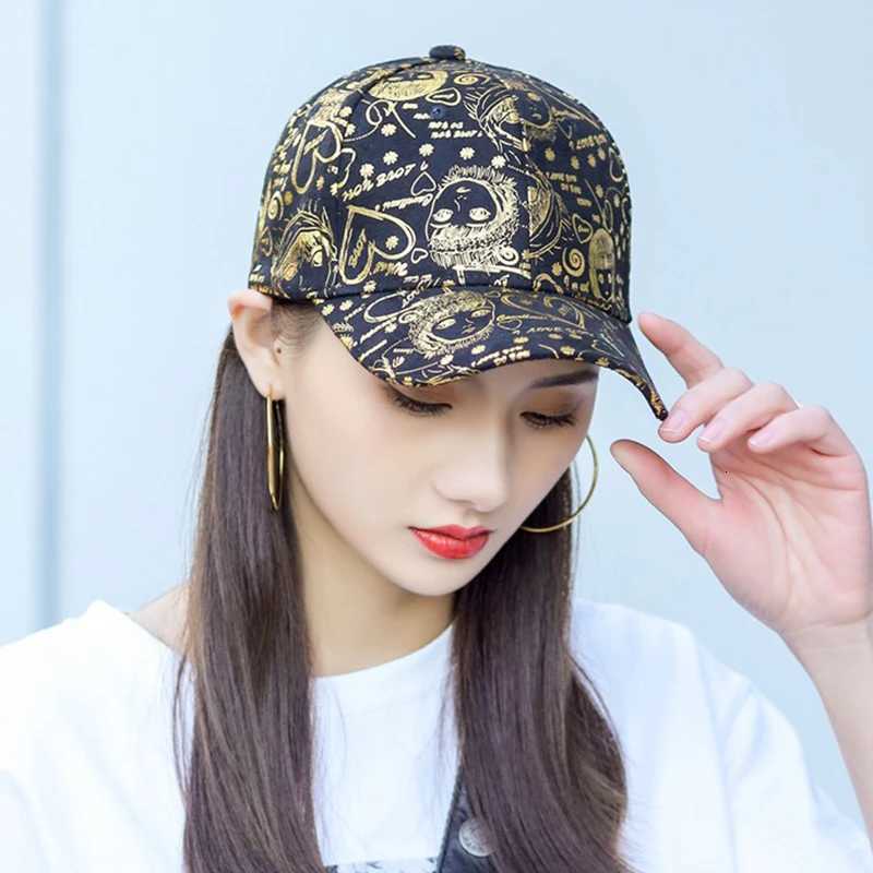 New Trend Reflective Korean Fashion Men Women Baseball Hats VELOUR LEATHER Comfortable Versatile Unisex Printing Outdoor Outings S260306