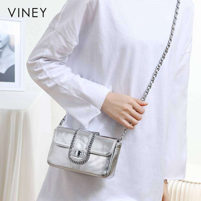 VINEY New Crossbody Chain Saddle Mini Underarm Spring And Summer Women S Bag XIU LAI SI