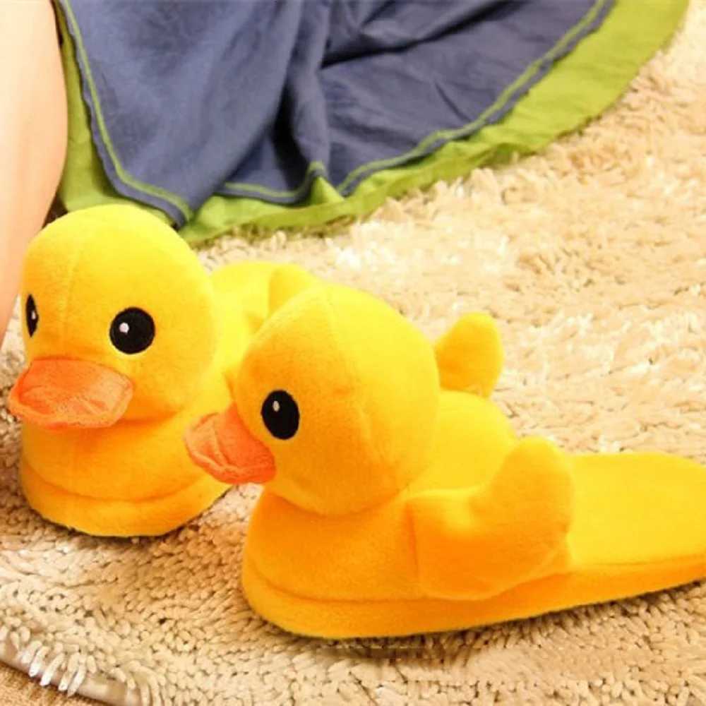 Slippers Winter Warm Couple Big Yellow Duck Cotton Shoes Cartoon Cute Little Yellow Duck Doll Home Slippers For Man and Women S260305