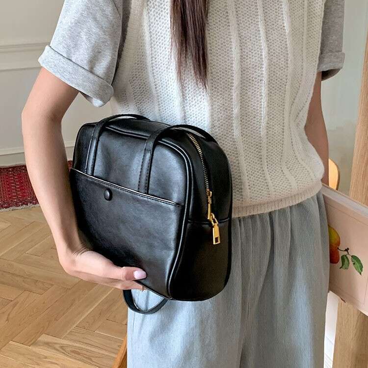 Women's Korean Niche Shoulder Ladies' Autumn And Winter 2026 New Vintage Underarm Bag, Large-Capacity Tote Bag