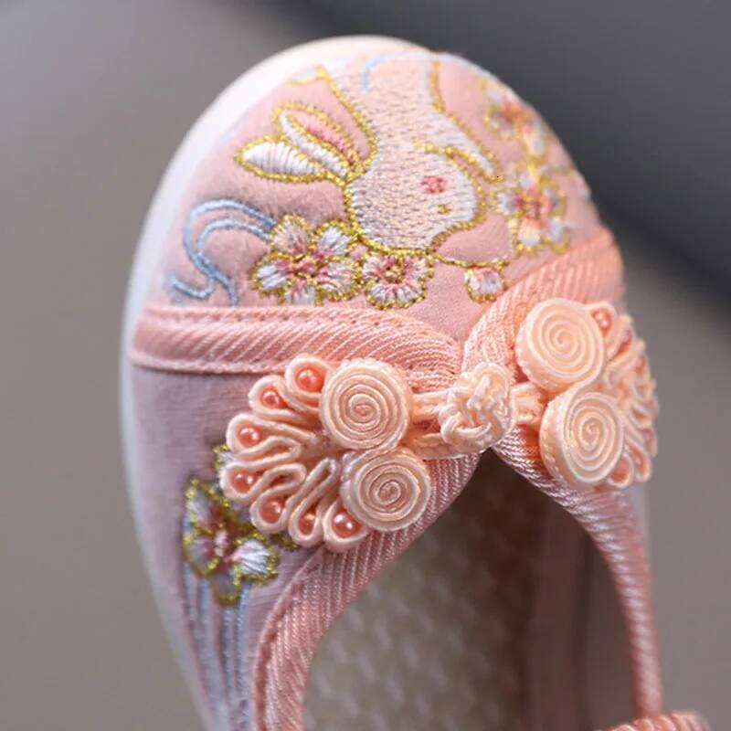 New Girls Flats Embroidery Cloth Kids For Baby Girl Loafers Chinese Style Festival Party Princess Shoes CSH1436 26H0306