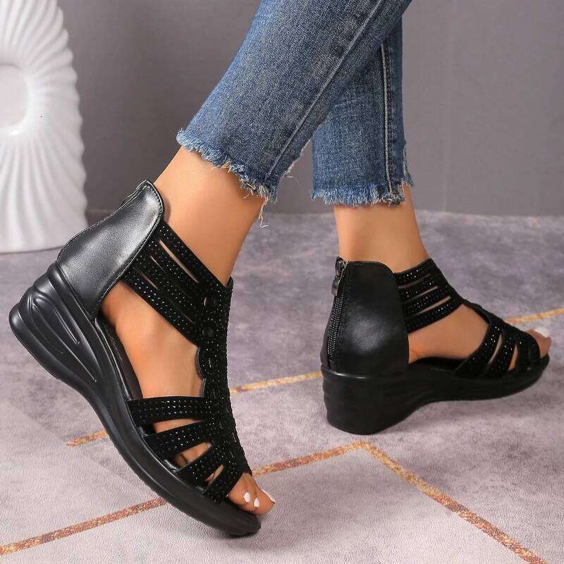 2026 Summer New Women's Fashion Open toed Comfortable Outdoor Soft Bottom Slope Heel Sandals