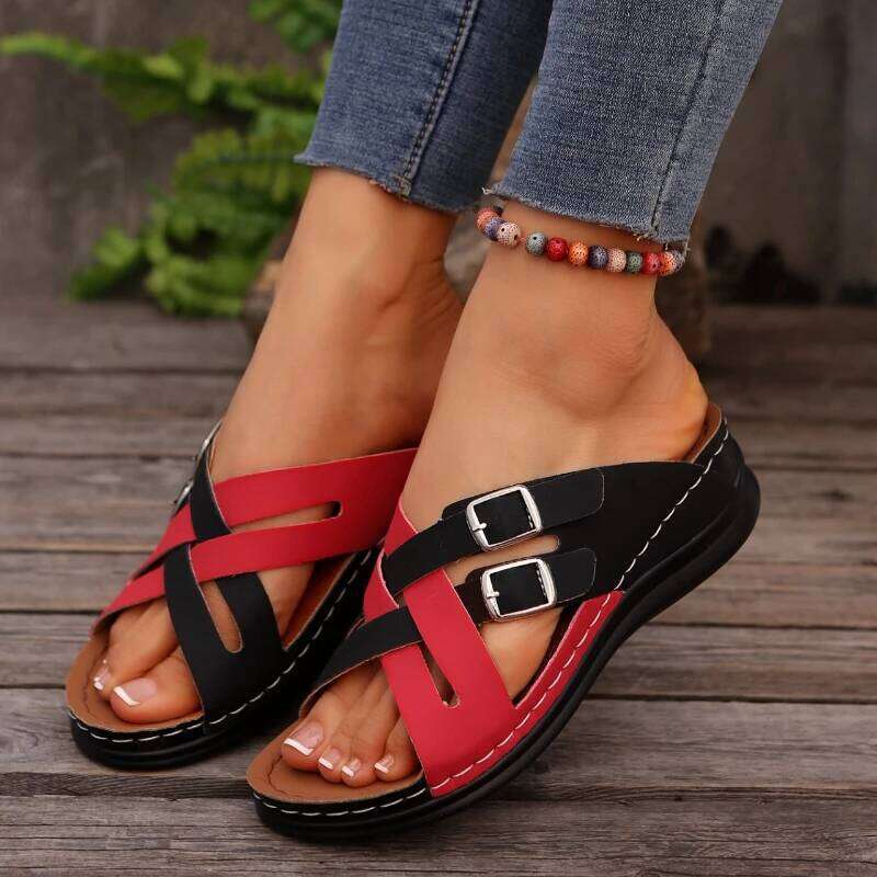 2026 New Women's Double Buckle Design Fashionable Hollow Leisure Beach Color blocked Sandals