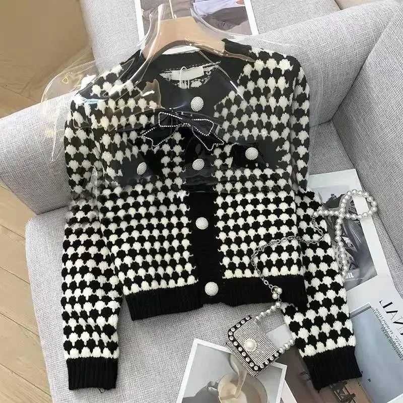 Womens Korean fashion long-sleeved knit sweater cardigans outwear coat butterfly knitting all-match fashion M260306