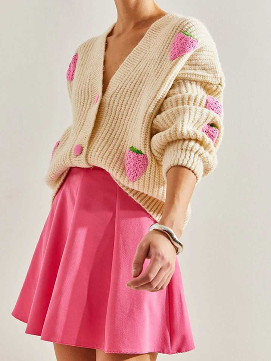 Women s Oversized Cable Knit Cardigan with V-Neckline and Ribbed Hemline Cozy Button-up Sweater in Soft Pink M260306
