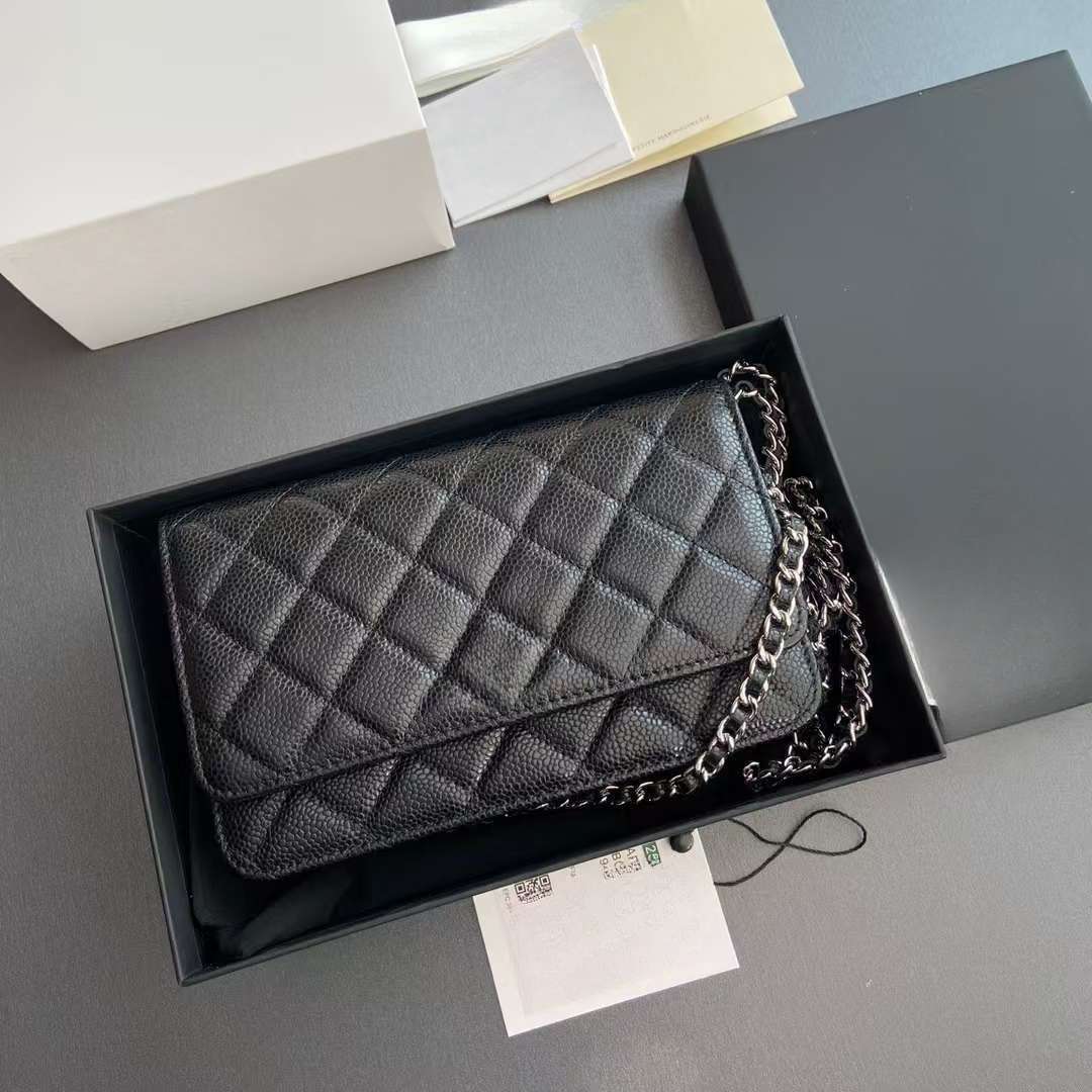 19A Designer WOC Bag Fashion Messenger Bag Luxury Flap Purse Crossbody Bag In Italian leather Swedish vacuum 18K plated hardware