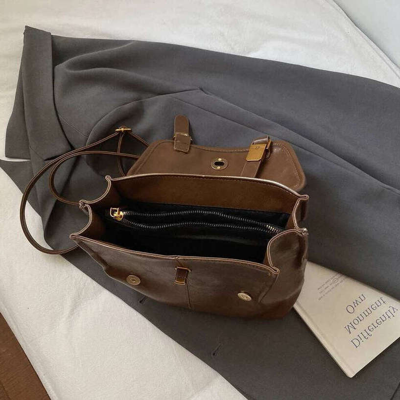TAURUSCIAGA Women Small Pu Leather Backpacks 2025 New Korean Fashion Vintage Luxury Backpack Student School Bag Back Packs Noble Temperament Bag