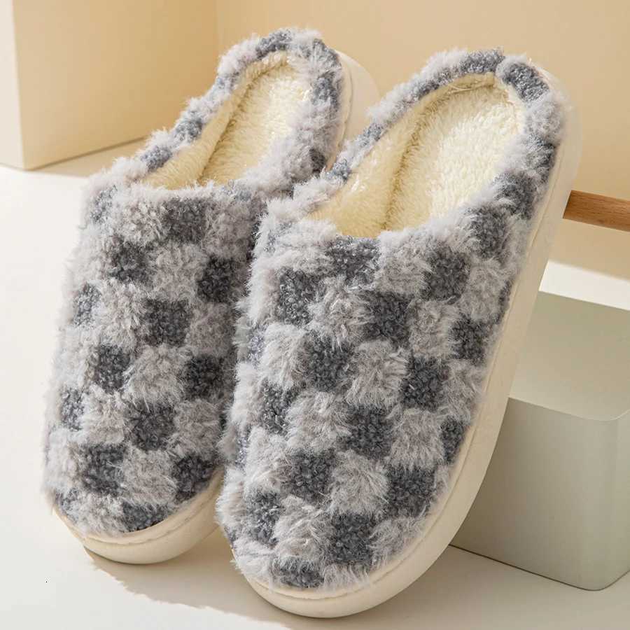 Cotton Slippers for Women Winter Home Indoor Home Warm Non-Slip Thick Bottom Couples New Wool Slippers for Men Autumn and Winter S260305