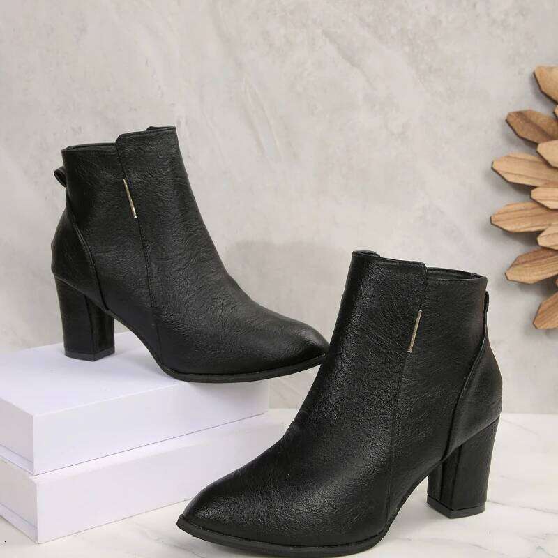 2025 Winter New Fashion Boots with Side Zipper Short Sleeve Elegant Pointed Coarse Heel Women's Shoes