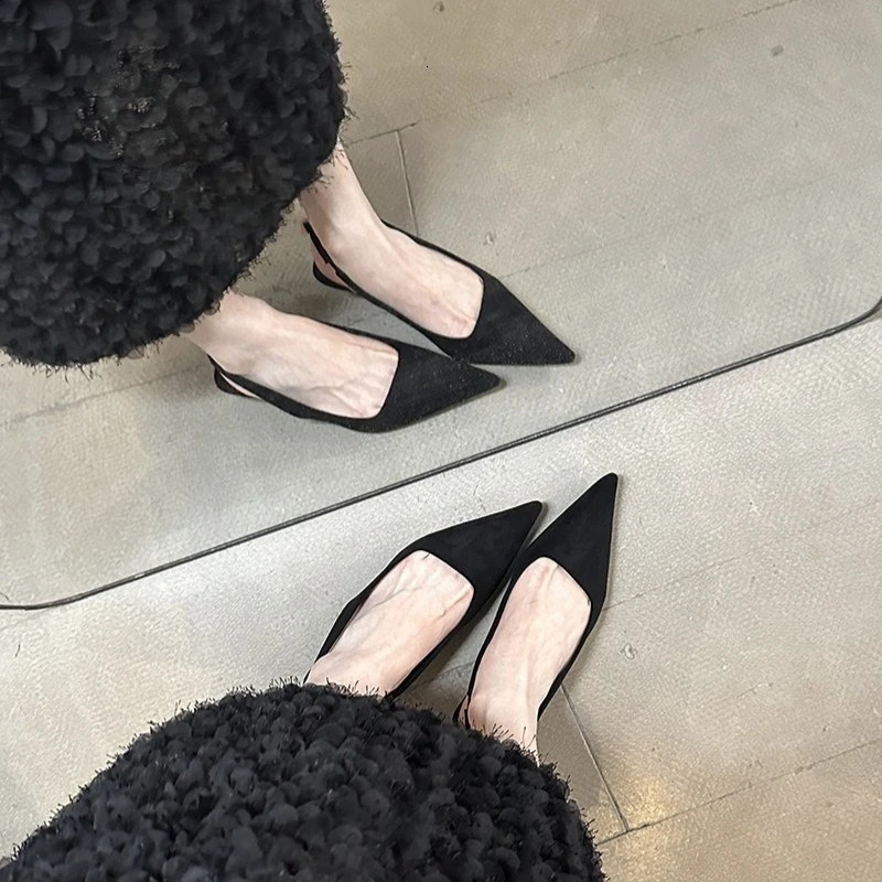 2026 Cover Toe Low Heel Women Sandals Fashion Leopard Singbacks Mules Shoes Female Elegant Party Dress Sandalias 260303