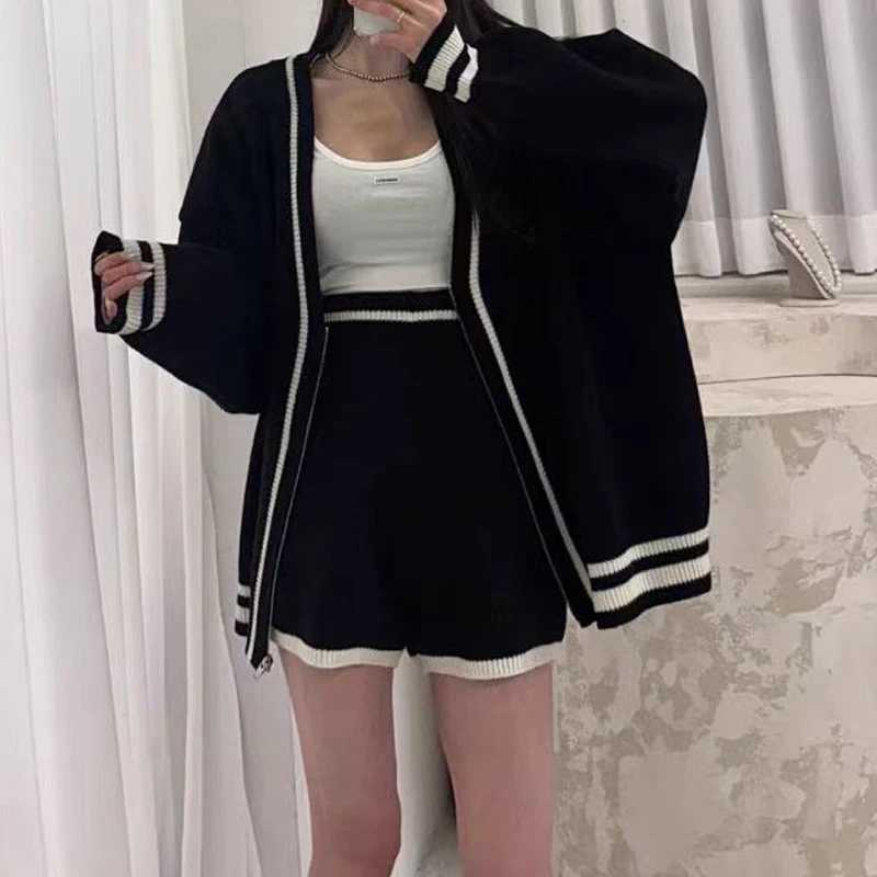 Fashion V Neck Long Sleeve Cardigans Women Sweaters Knitted Loose Shorts Two 2 Pieces Sets Casual Office Simple Zipper Outfits M260306