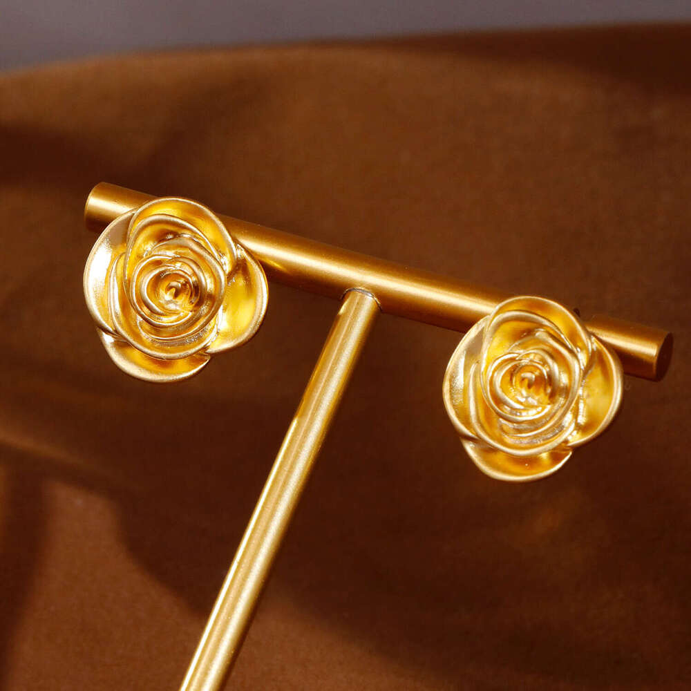 Vintage Hong Kong-style Matte Rose Flower For Women Versatile Earrings And Accessories
