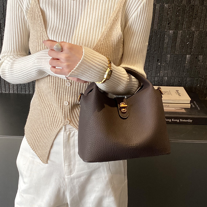 High end retro women's small bag, new fashion multifunctional crossbody bag, exquisite and super popular handbag, bucket bag, designer bag