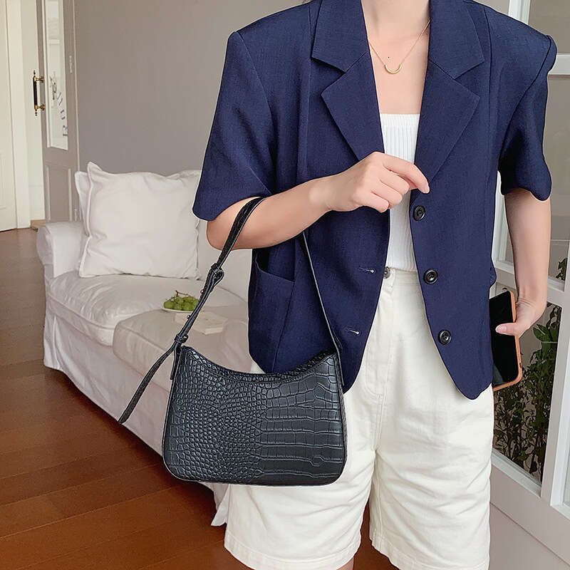 Women's High-End New 2026 Fashion Trend Single Shoulder Small Square Crocodile Pattern Ladies Handbag Underarm Bag