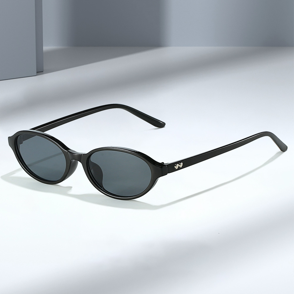 25 New European and American Oval Frame Nerd Fake No-Makeup Personality Retro Heart-Shaped Temple Sunglasses UV Protection
