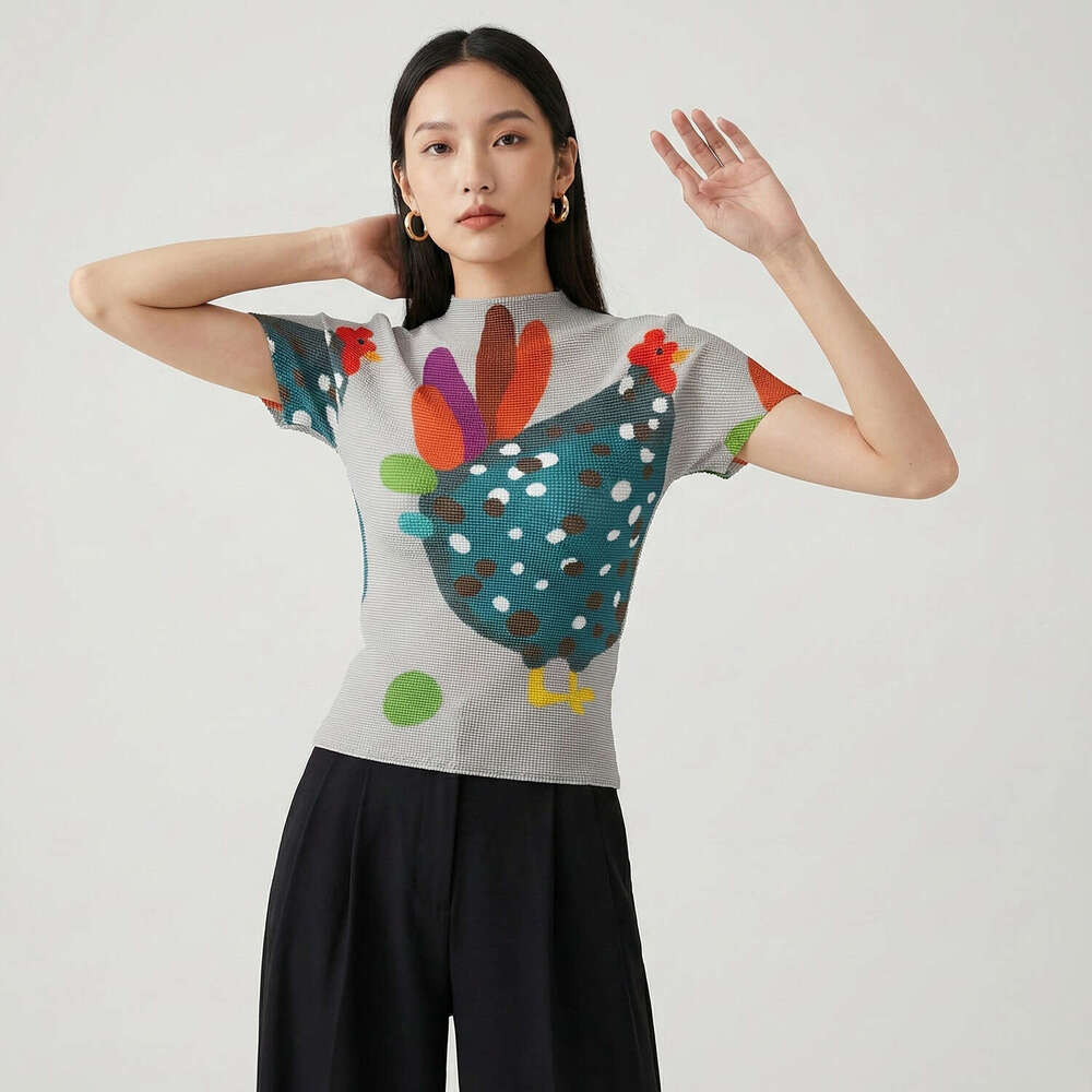 Miyake printed top, new cartoon chick half-high collar short-sleeve T-shirt, slim-fit, elegant, Designer ruched base shirt