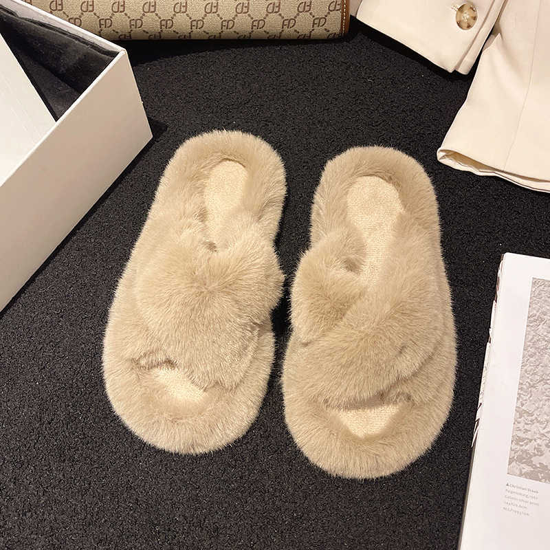 Fluffy Slippers for Women Outdoor Wear Spring and Summer Ins Style Home Cross Thick Sole Height Increasing Petite Autumn and Winter Cotton Slippers S2