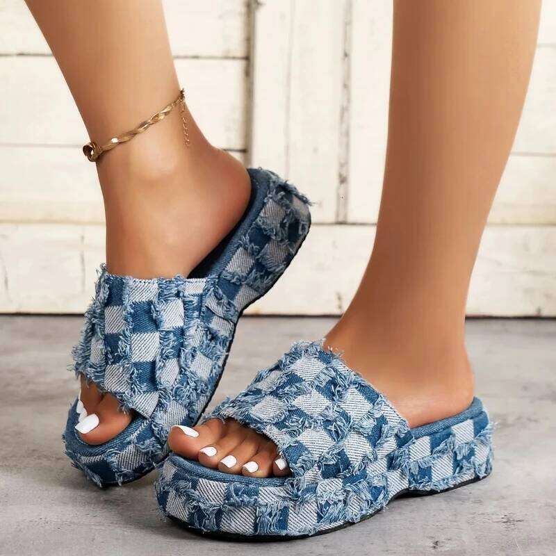 2025Women Denim Summer Beach Women Retro Slip on Wedges Platform Casual Open Toe Flat Sandals Jeans Canvas Slides