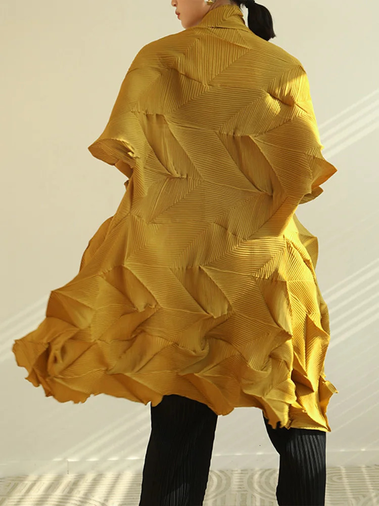 Miyake Fold Trench For Women 2025 Autumn Summer Long Sleeves Open Stitch Loose Pleated Coat Ladies Sun Protection Clothing 260228