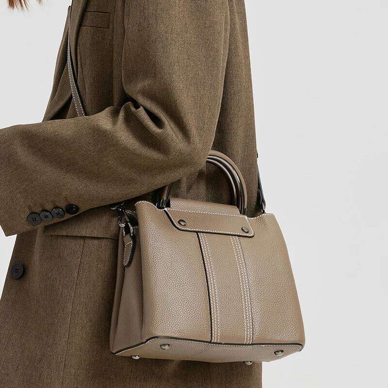 Women's Vintage Genuine Leather Handbags. Top Grain Cowhide Leather, Single Shoulder Cross Body Bags,Luxury Handbags Xiu Lai Si
