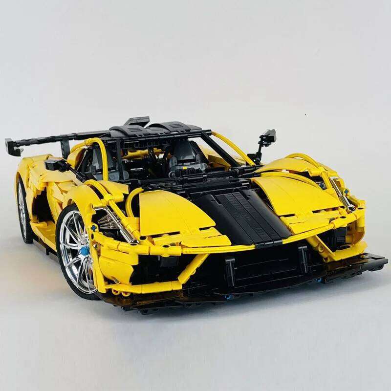NEW MOC-213723 Venom F5 Revolution Scale 1:8 Technologys Building Block Hypercar Super Car Assembly Toys Model Birthday Gifts Z260305