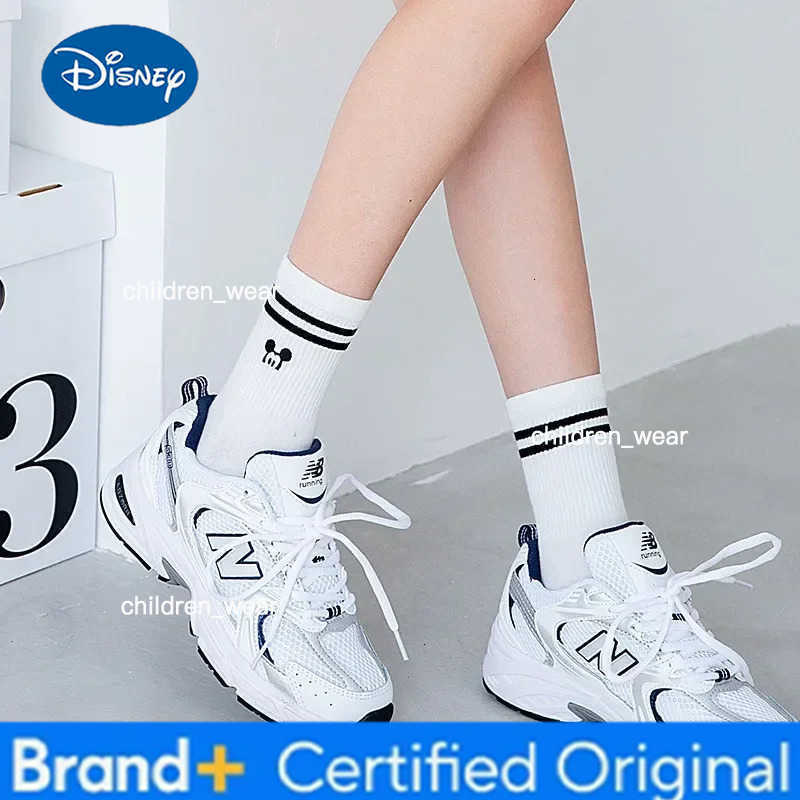 Disney Mickey Mouse Socks Women Cotton Fashion Black White Sports Breathable Anime Couple Cute Cartoon Girls Skateboarding Socks H260306