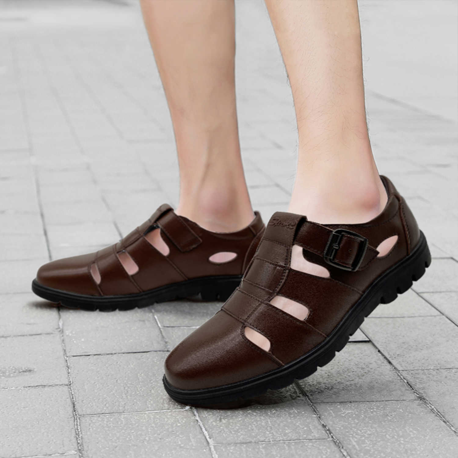 New 2026 Openwork Design Mens Sandals Luxury Leather Breathable Men Shoes High Quality Summer Sandal Soft Outdoor Slippers 5551