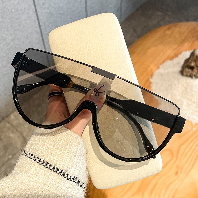 Top Luxury Half Frame Fashionable Outdoor Bicycle Sunglasses With Large Frame Integrated Lenses Men's Sunglasses With Large Face And Slim Fit Des