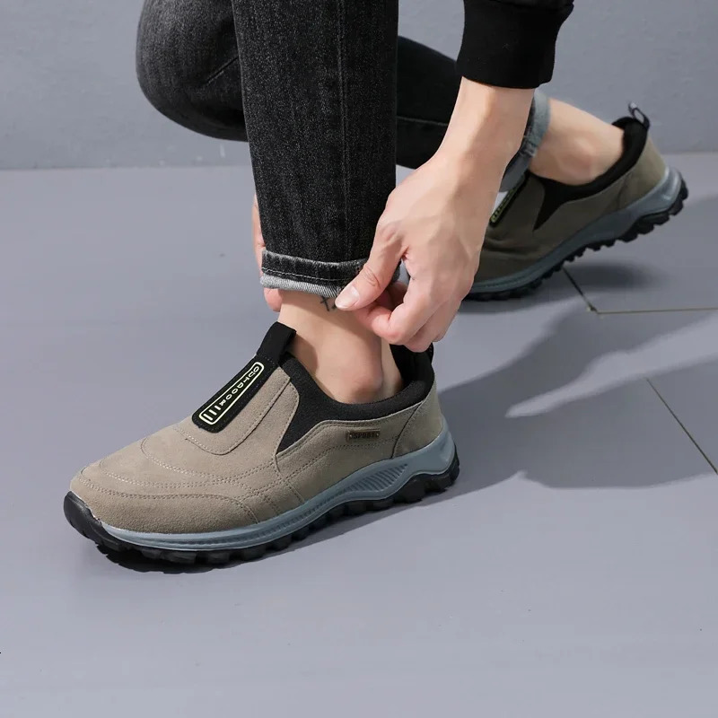 High Quality Indestructible Man Shoe Sneakers Breathable Running Shoes Lightweight Anti-slip Outdoor Mens Sneaker Male Shoes 260227