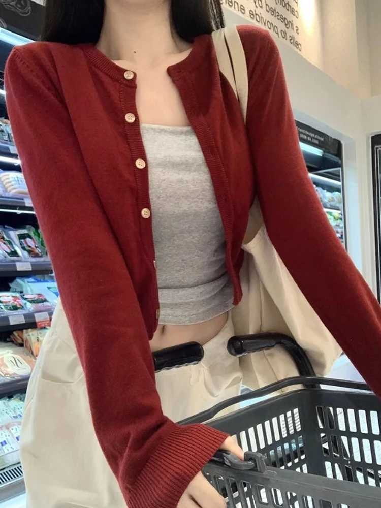 Autumn Women Elegant Slim Fit Solid Knit Top Fashion Long Sleeve O-neck Knitted Cardigan Sweater Thin Casual Button Short Coat M260306