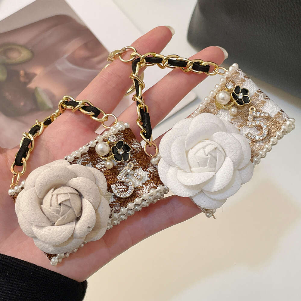 Luxury Version Fashionable Camellia Model Keychain Creative Handmade Car Women's Bag Pendant Accessory Gift