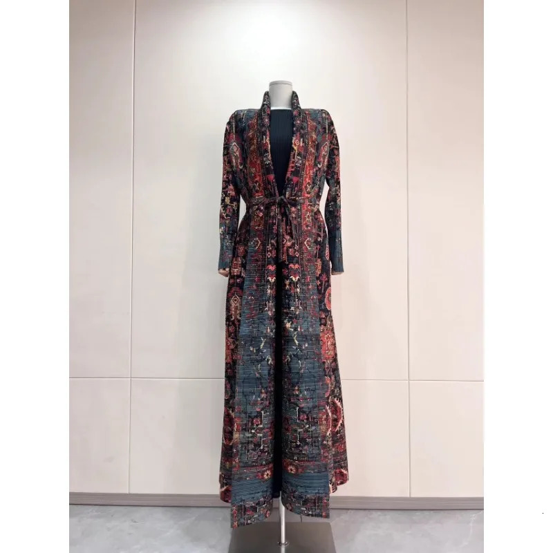Miyake Pleated Foldable Collar Long Sleeved Retro Printed Dress Belt Womens 2024 Abaya Style Original Fashion Loose Jacket 260228
