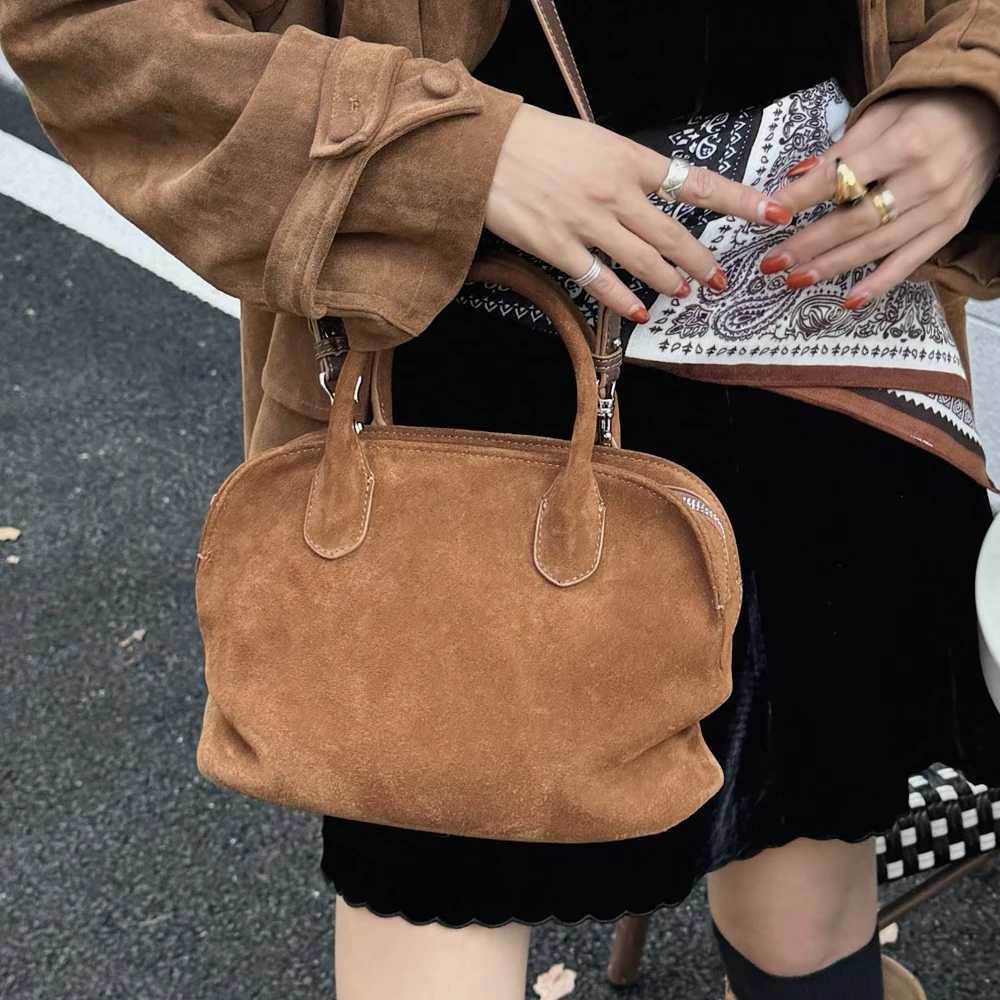 Genuine Grade Suede Cow Leather Womens Clip Bag Designer Shoulder Crossbody Bags Ladeis Cowhide Small Handbag New H260306